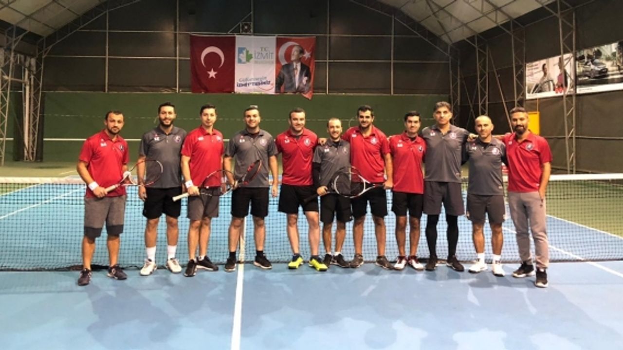 İzmit Tenis Akademisi’nde  CUP 2020 Rüzgarı