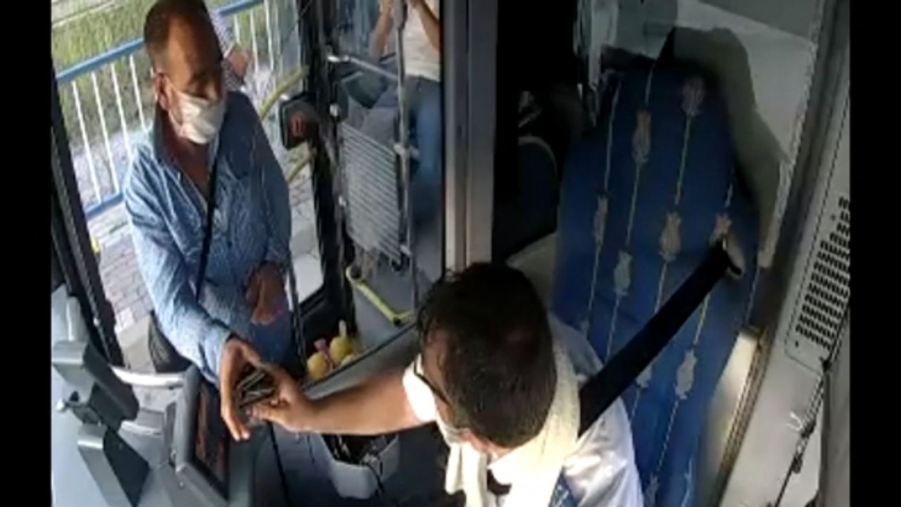 Bulduğu 6 bin TL’yi sahibine teslim etti