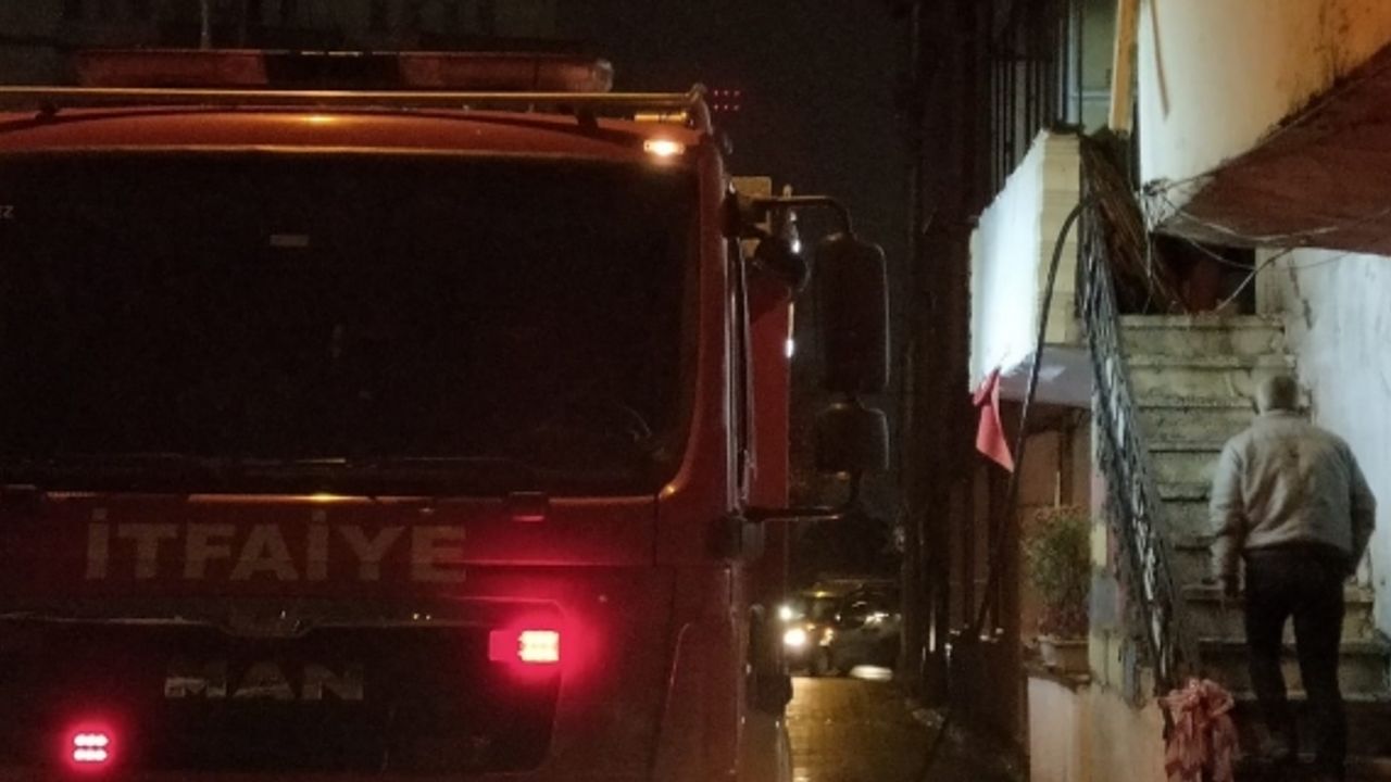 Derince'de ev yangını paniğe neden oldu