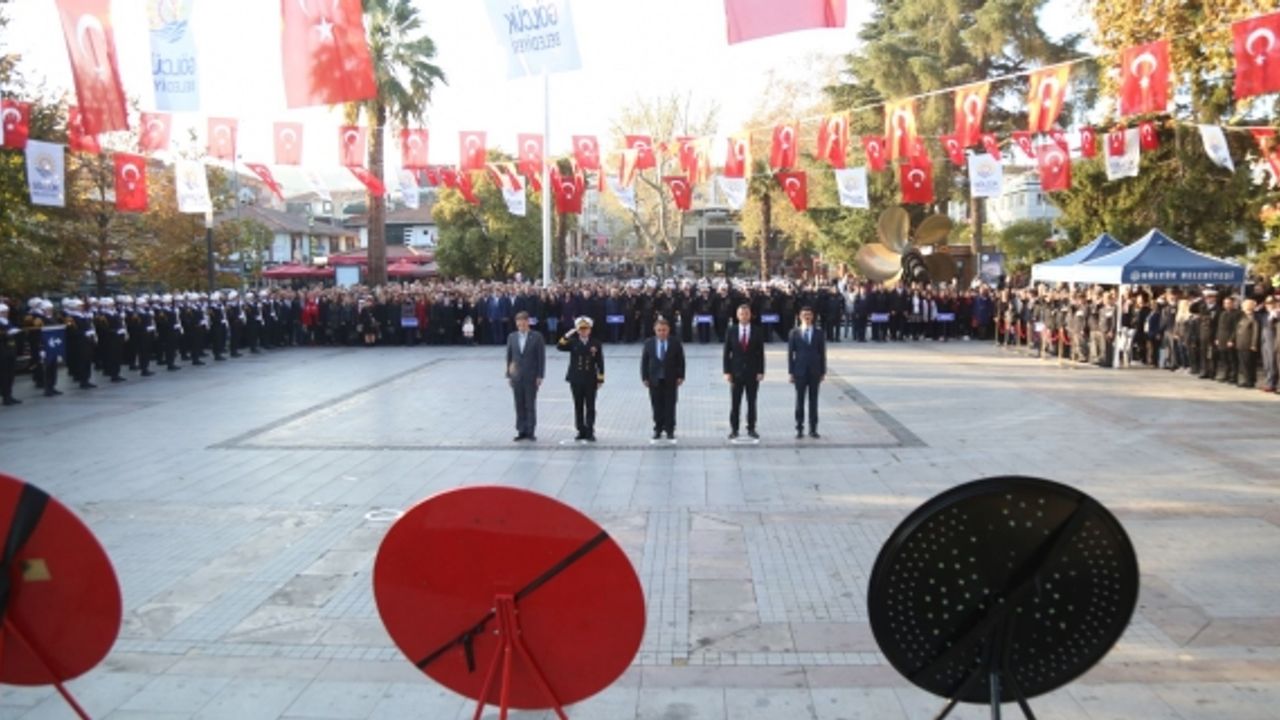 GAZİ MUSTAFA KEMAL ATATÜRK GÖLCÜK’TE TÖRENLE ANILDI