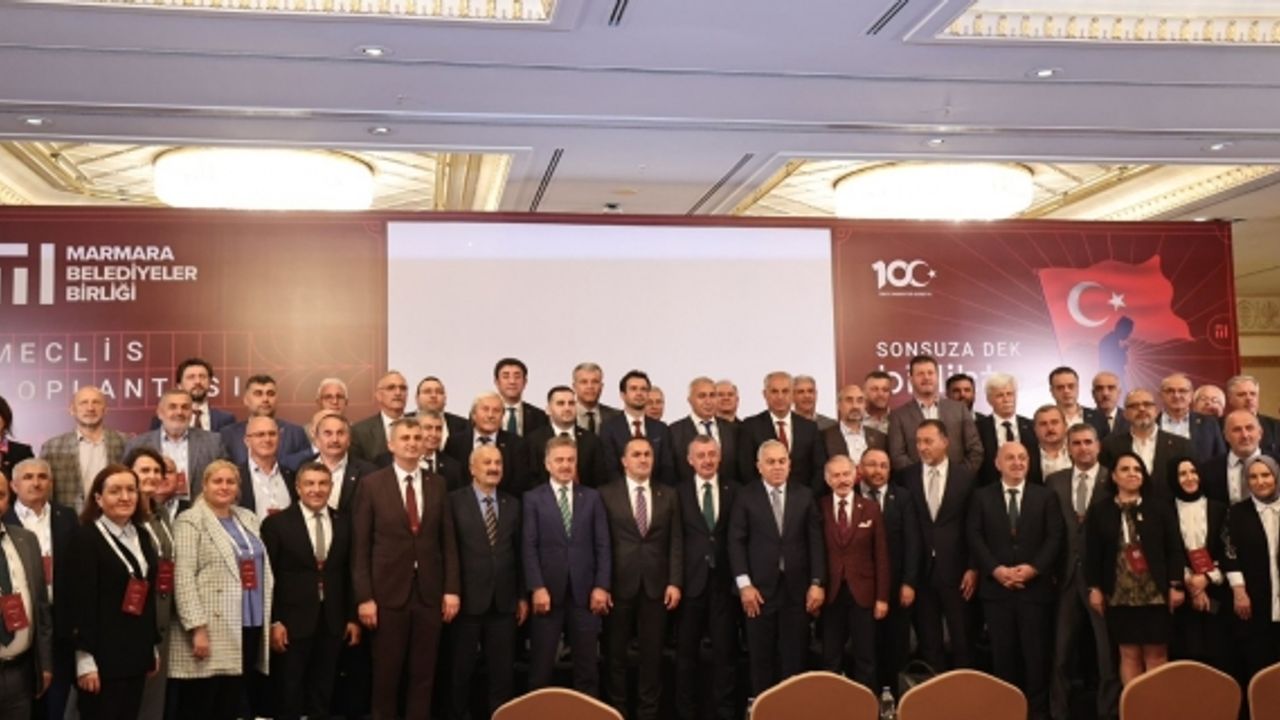 Başkan Büyükakın: Marmara Depremi ve Marmara Denizi en büyük önceliğimiz
