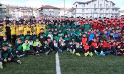 Minik futbolcular Büyükakın’a hünerlerini sergiledi