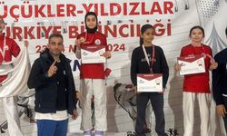 Karateci kızlar İzmir’den şampiyonlukla döndüler