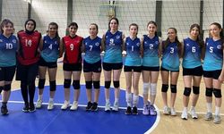 Körfez Belediyesi Genç Kızlar Voleybol Turnuvası düzenledi