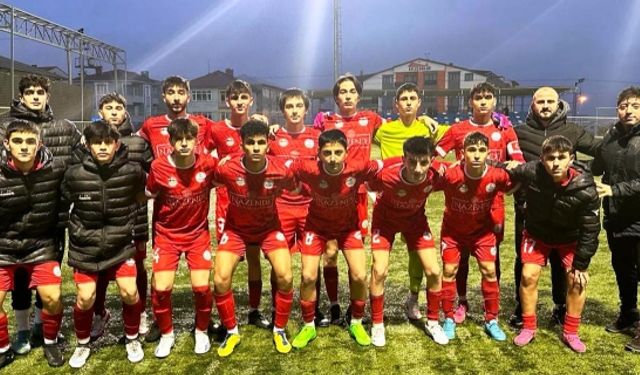 Körfezli gençler futbolda firesiz devam ediyorlar