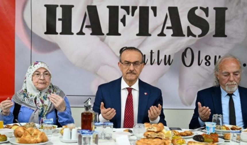 Vali Yavuz, Kocaeli Huzurevi Sakinleriyle İftarda Buluştu