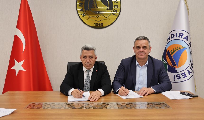 Kandıra Belediyesi'nde toplu iş sözleşmesi imzalandı
